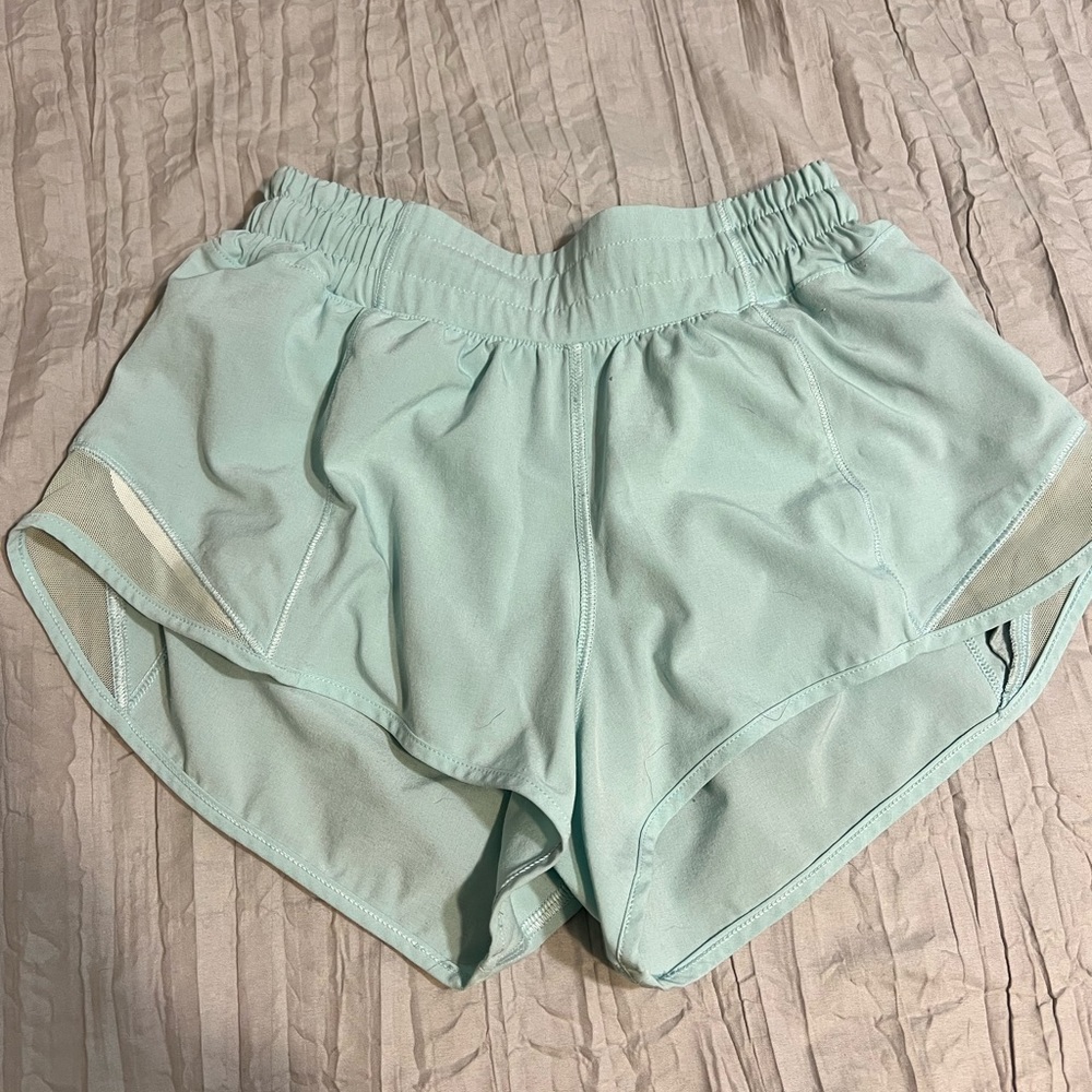 light blue lululemon hotty hot shorts 2.5'